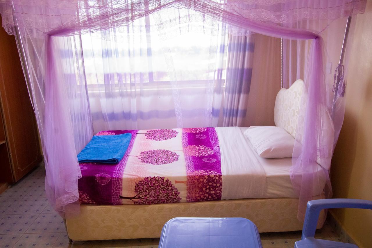 Grande Hotel Isiolo エクステリア 写真