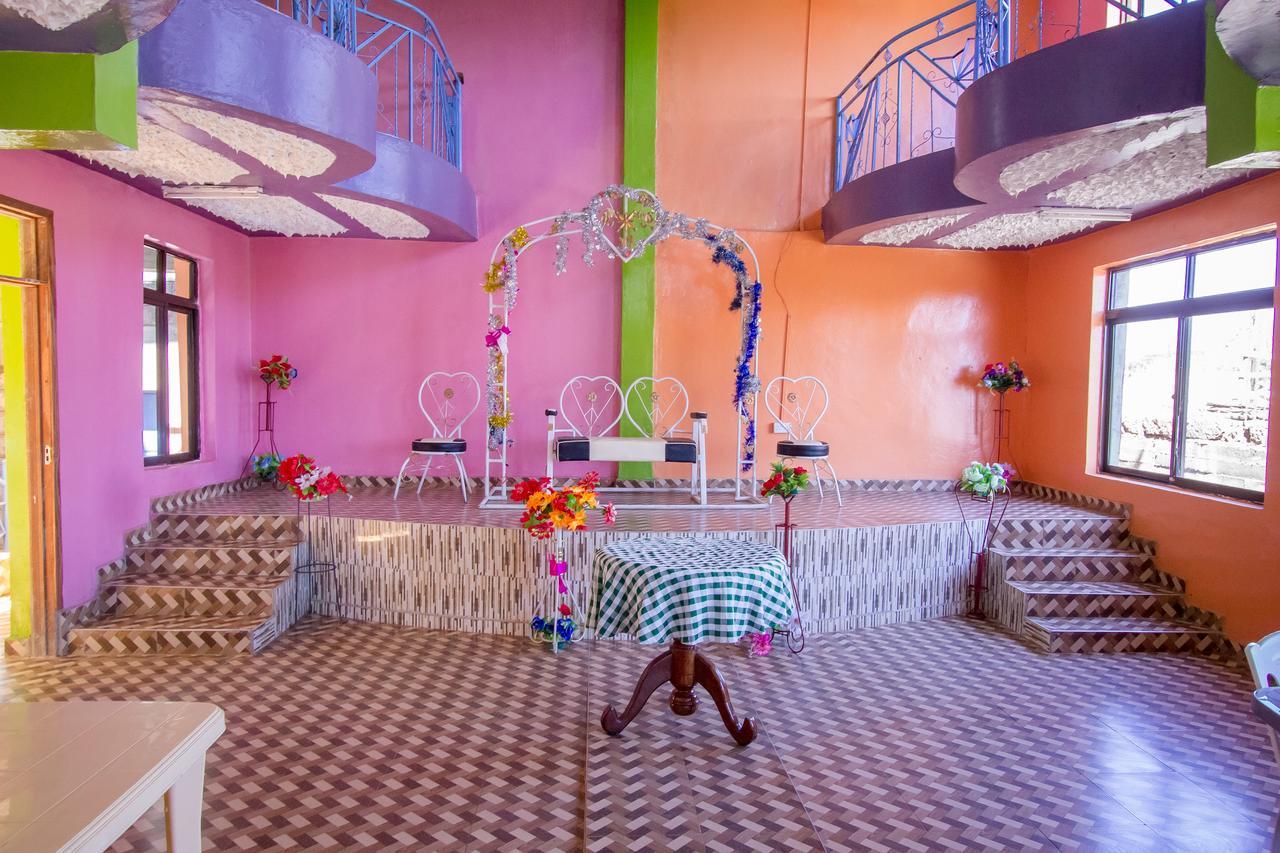Grande Hotel Isiolo エクステリア 写真